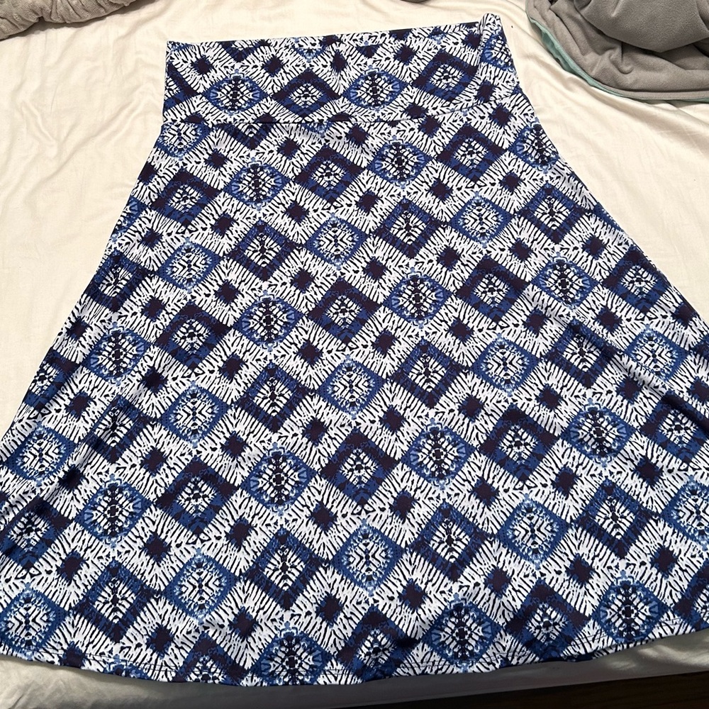 LuLaRoe Azure tie dye skirt size XL